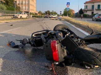 Gallarate incidente motociclista rotonda