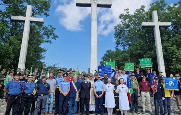 festa alpini varese adunata