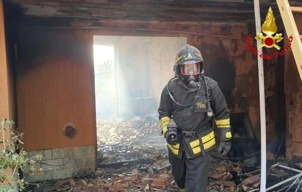 incendio montegrino abitazione