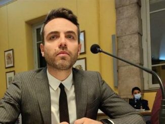 lanza palaginnastica busto