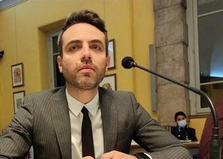 lanza palaginnastica busto