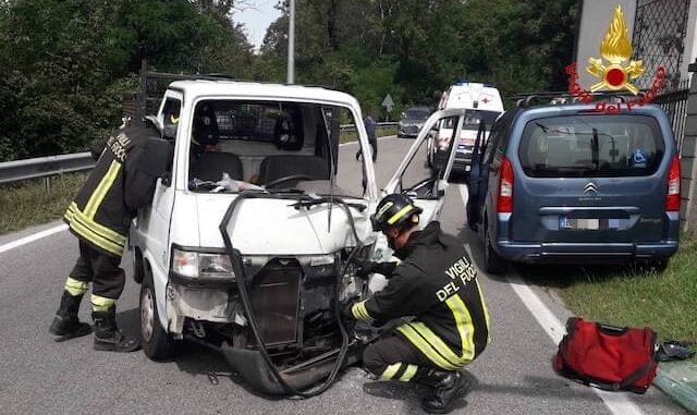 sangiano incidente stradale