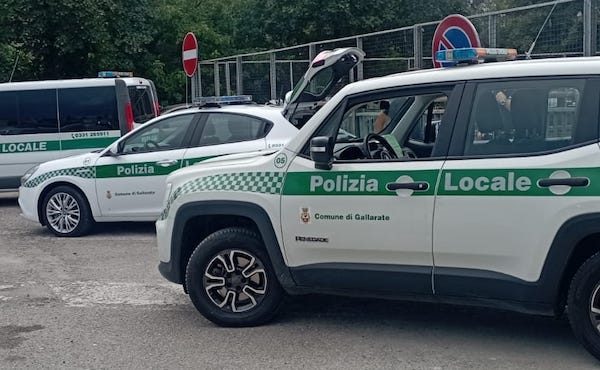 Gallarate merce contraffatta truffa
