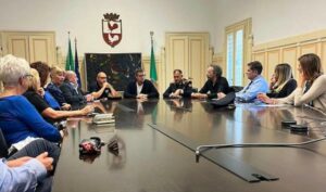 Gallarate riunione commercianti centro