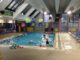 busto piscina acqua nera