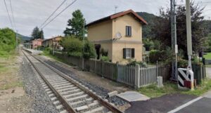 bisuschio morto travolto treno