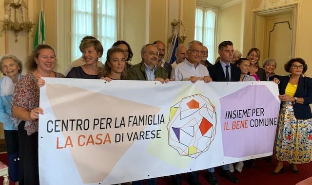 varese casa famiglia