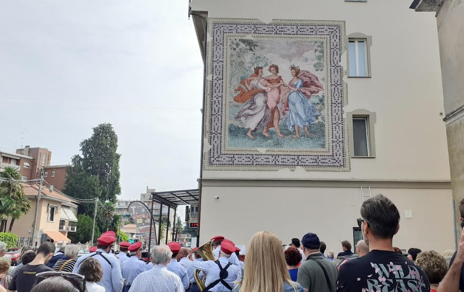 somma murales refreshink inaugurato