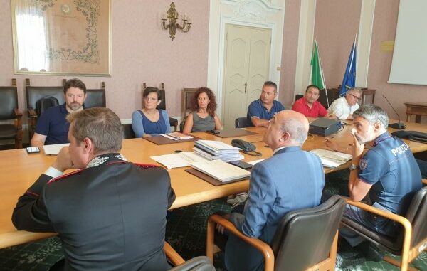 varese aggressioni bus telecamere