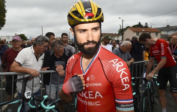 ciclismo bouhanni ritiro