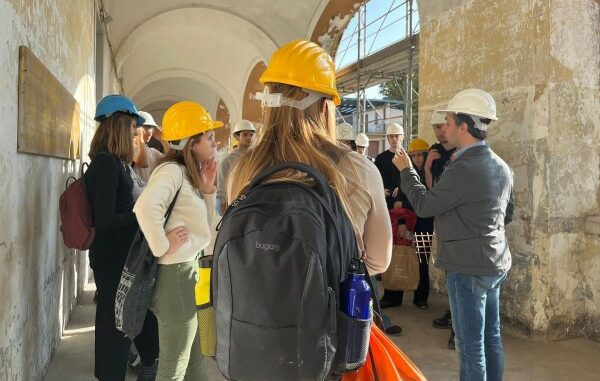 varese progetti caserma teatro