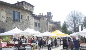Somma mercatini natale castello