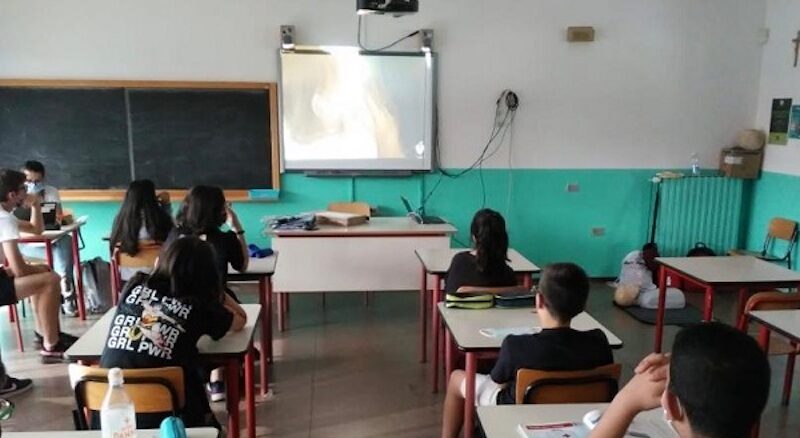 vanzaghello borse studio studenti classe scuola