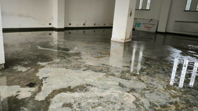 gallarate palazzo sgombero negozi chiusura