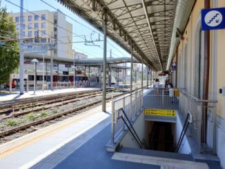 ruba telefono stazione varese