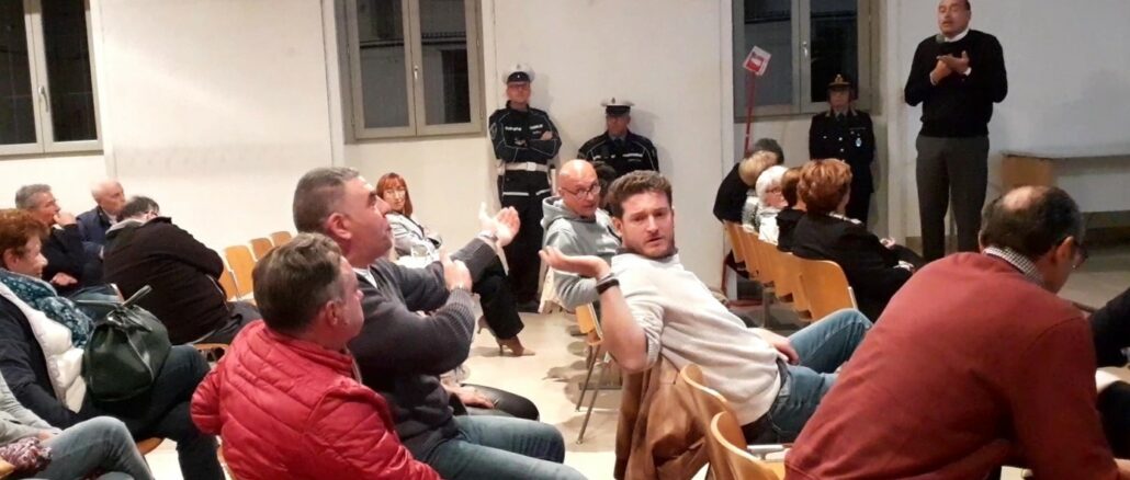 sesto mercato diviso ambulanti