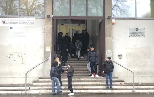 legnano studenti sciopero bernocchi