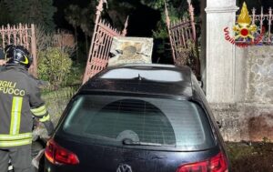 Germignaga incidente sfonda cancello