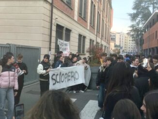Gallarate falcone sciopero studenti