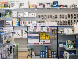 gallarate furto negozio elettronica