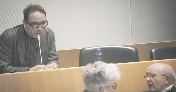 Gallarate insulti consiglio comunale