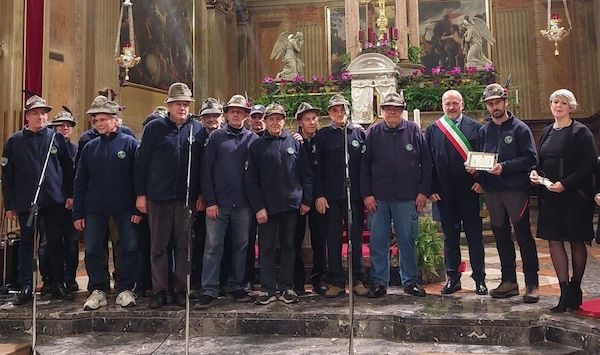 olgiateolona benemerenze cardodoro onorificenza