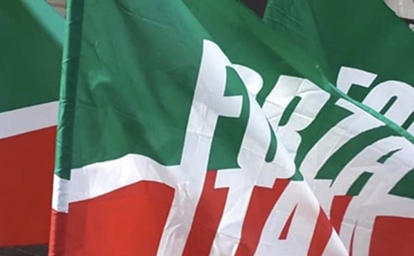 varese forza italia confusione