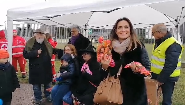 Gallarate befana stadio elicottero