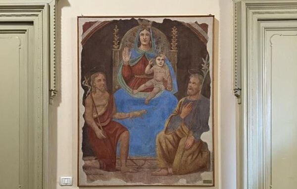 busto affresco donazione