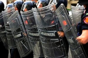 parabiago scontri tifosi daspo carabinieri
