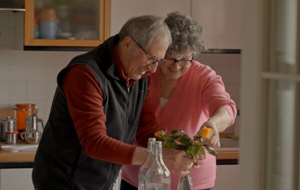 cura anziani documentario varese