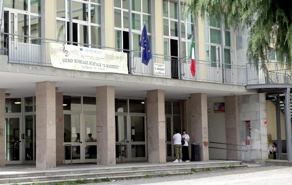 freddo manzoni provincia varese