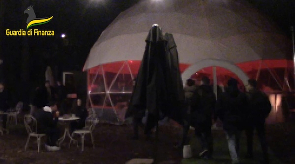 castellanza discoteca abusiva
