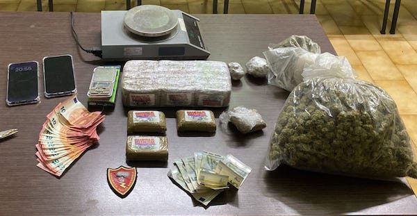 legnano spaccio arresto carabinieri