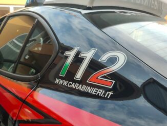 sanvittoreolona rapina iphone carabinieri