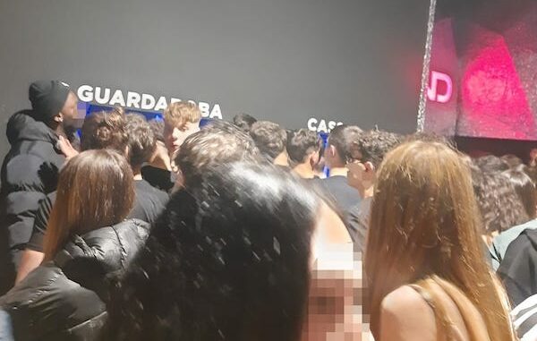 legnano caos discoteca giovani