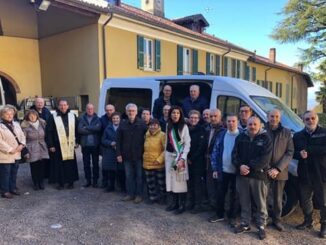 sumirago disabili volontari pulmino 01