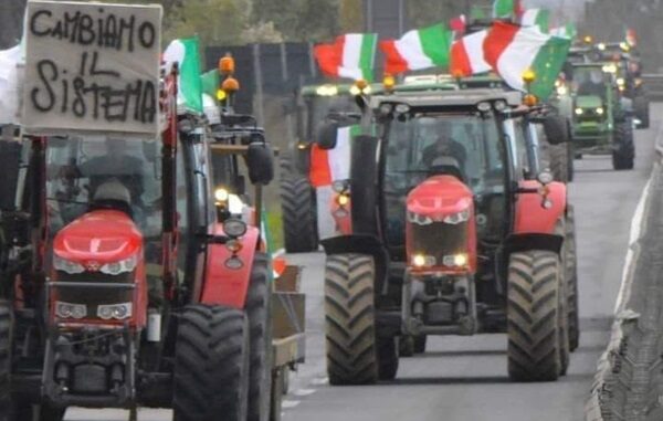 varese agricoltori protesta