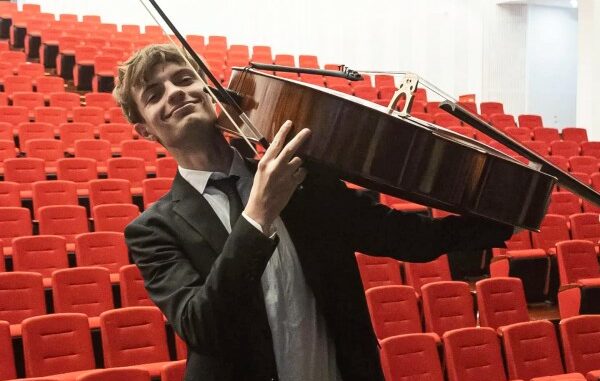 violoncellista varesino tommaso losito