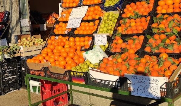 Gallarate multe negozi ampliamento