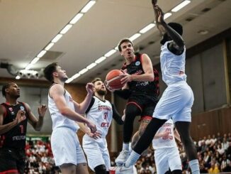Itelyum Varese FibaEuropeCup Nymburk