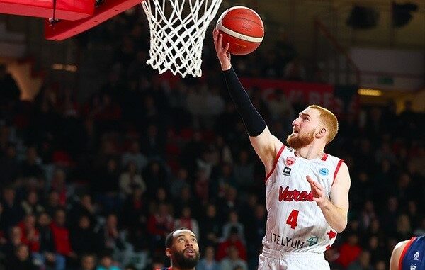 Itelyum Varese FibaEuropeCup Nymburk