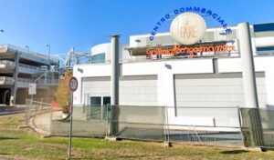 Gallarate centro commerciale cassani