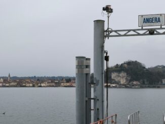 angera arona servizio barca