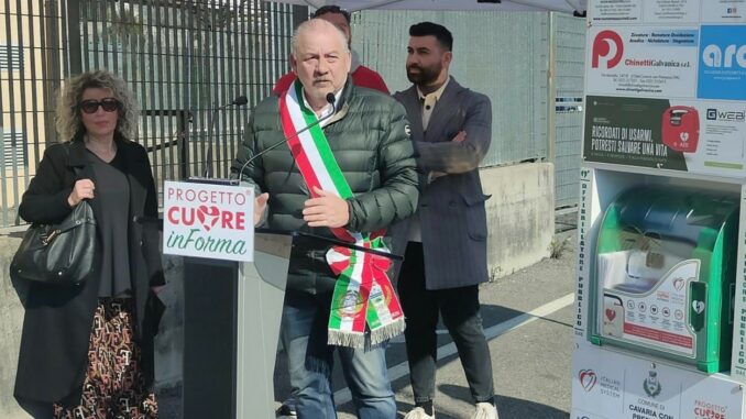 cavaria due nuovi defibrillatori