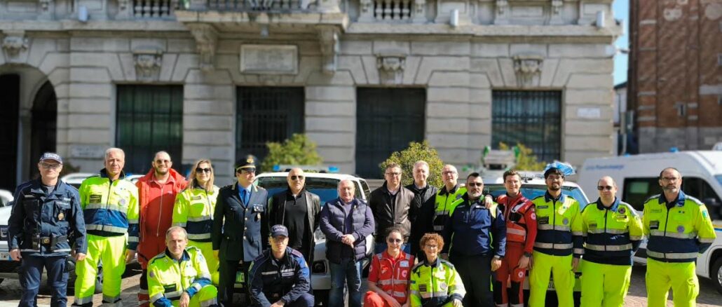gallarate mezzi protezione civile