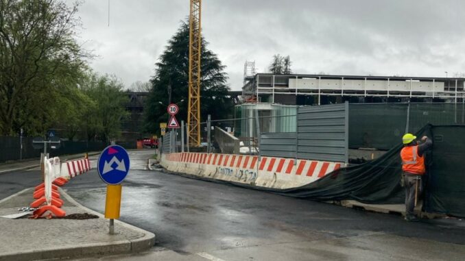 sesto angera riapre strada sottopasso