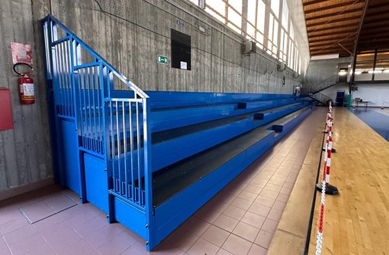 sumirago gradinate palazzetto sport 01