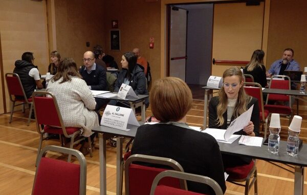 turismo personale cercasi varese
