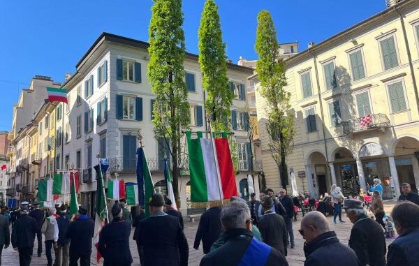 25 aprile Varese no guerra
